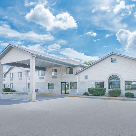 ซูเปอร์ 8 บาย วินด์แฮม มอร์ริส Hotel Morris ภายนอก รูปภาพ