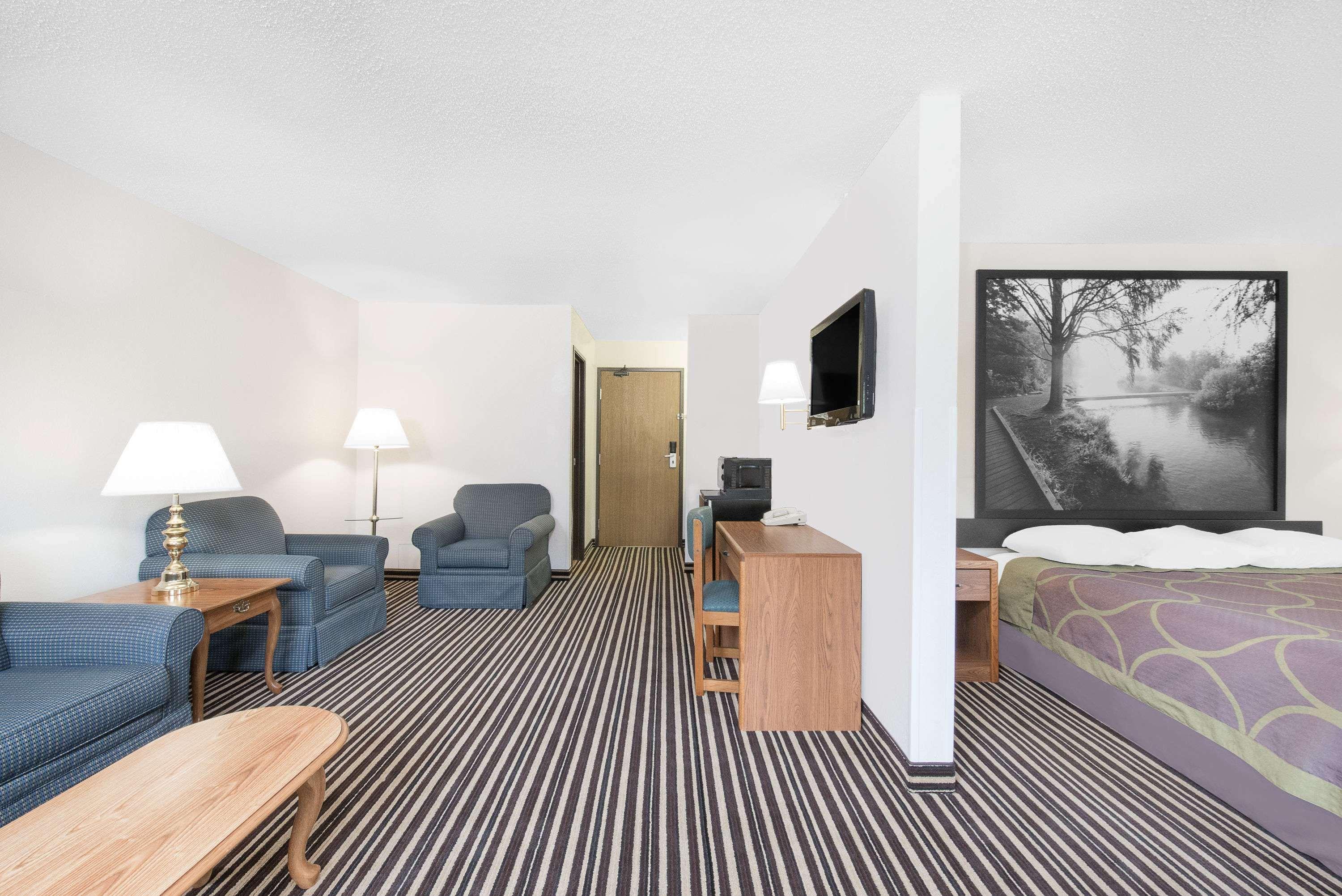 ซูเปอร์ 8 บาย วินด์แฮม มอร์ริส Hotel Morris ภายนอก รูปภาพ